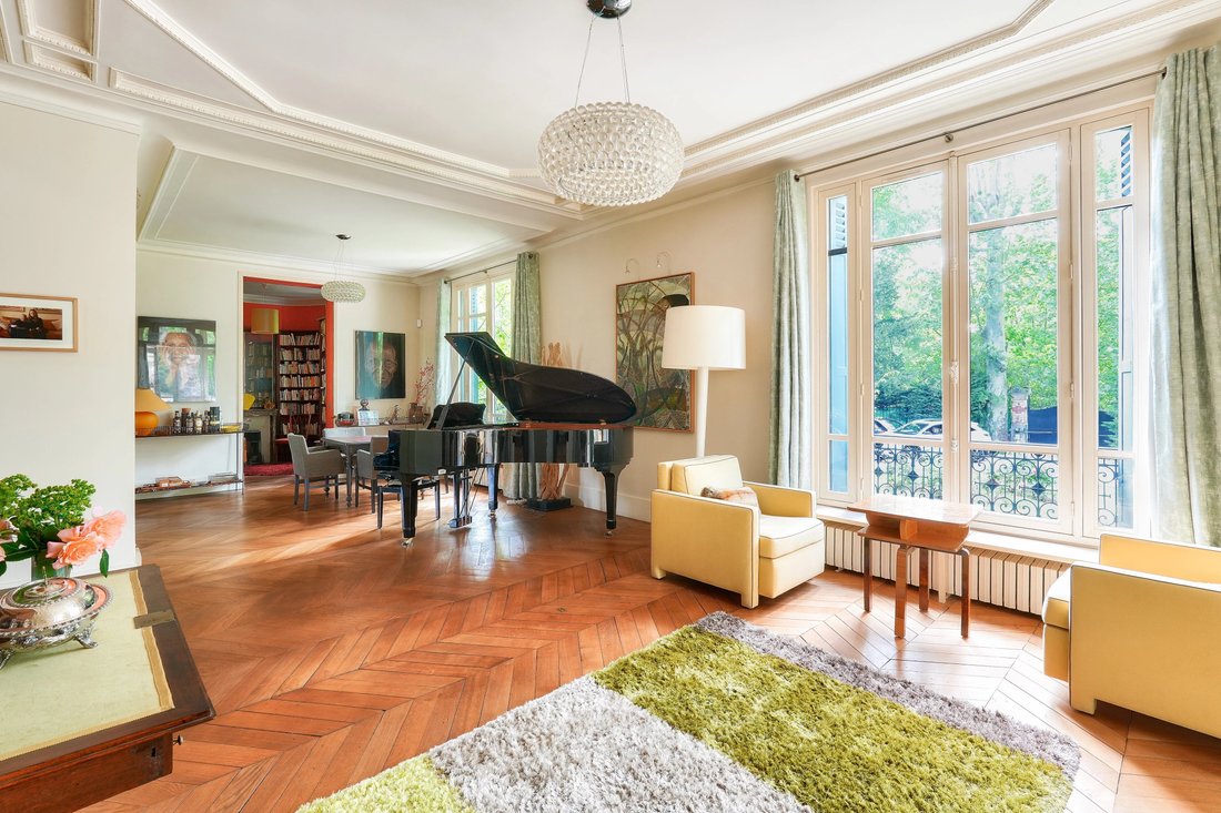 Rueil Malmaison Banks Of The Seine A Property In Rueil Malmaison