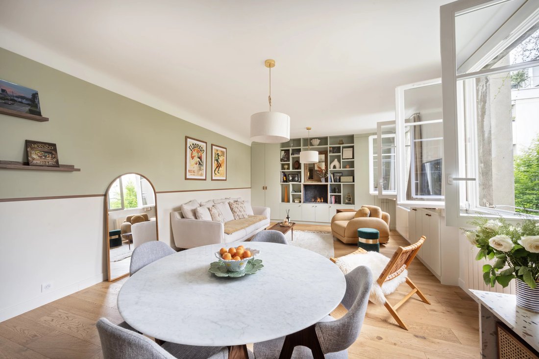 Paris 7th District An Ideal Pied A Terre In Paris, France For Sale