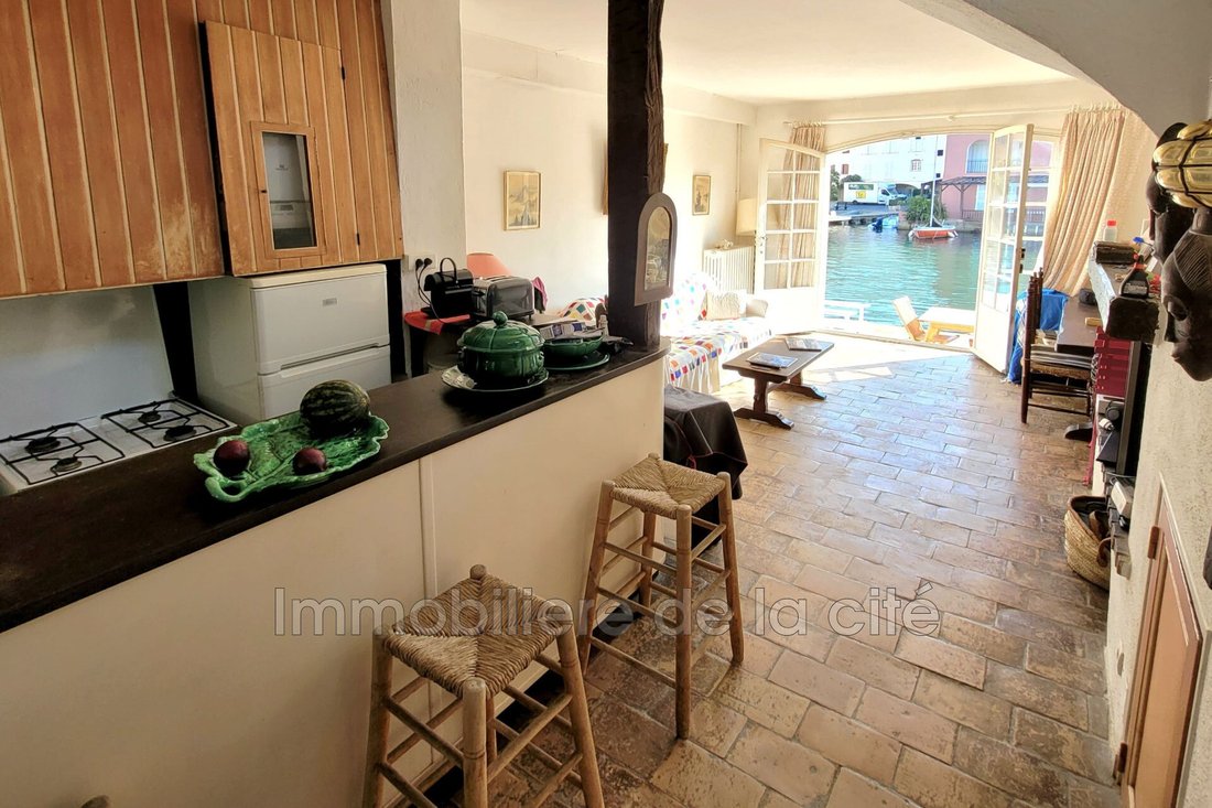 Villa in Grimaud, Provence-Alpes-Côte d'Azur, France 4 - 14710597