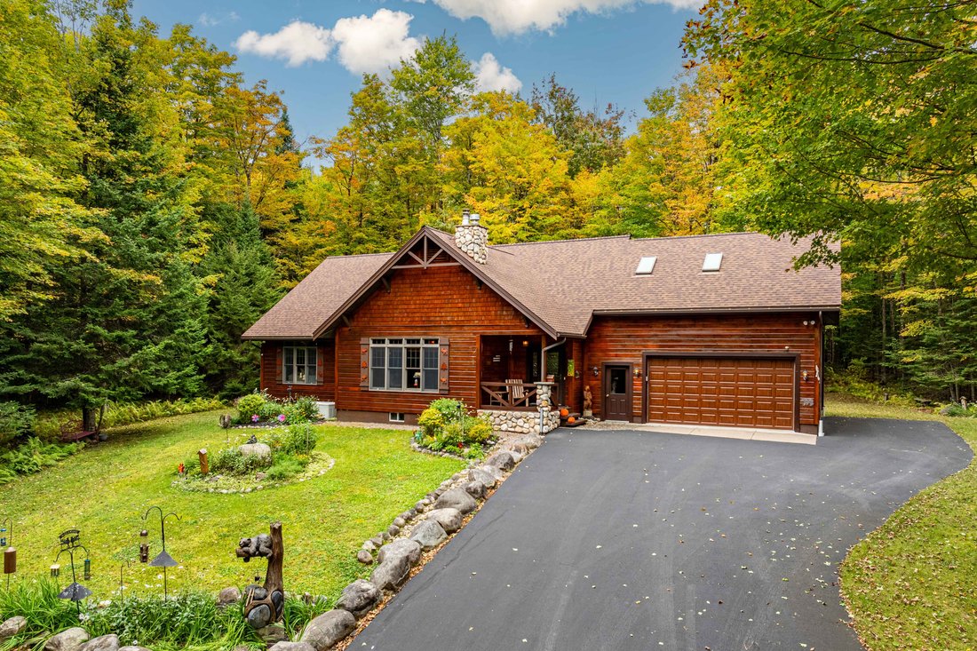 17 Uncas Rd, Inlet, Ny, 13360 In Inlet, New York, United States For