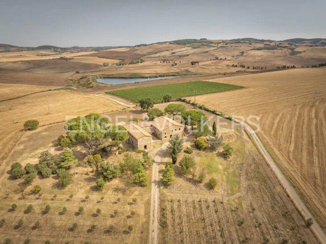 Country House in Pienza, Tuscany, Italy 1 - 14710194