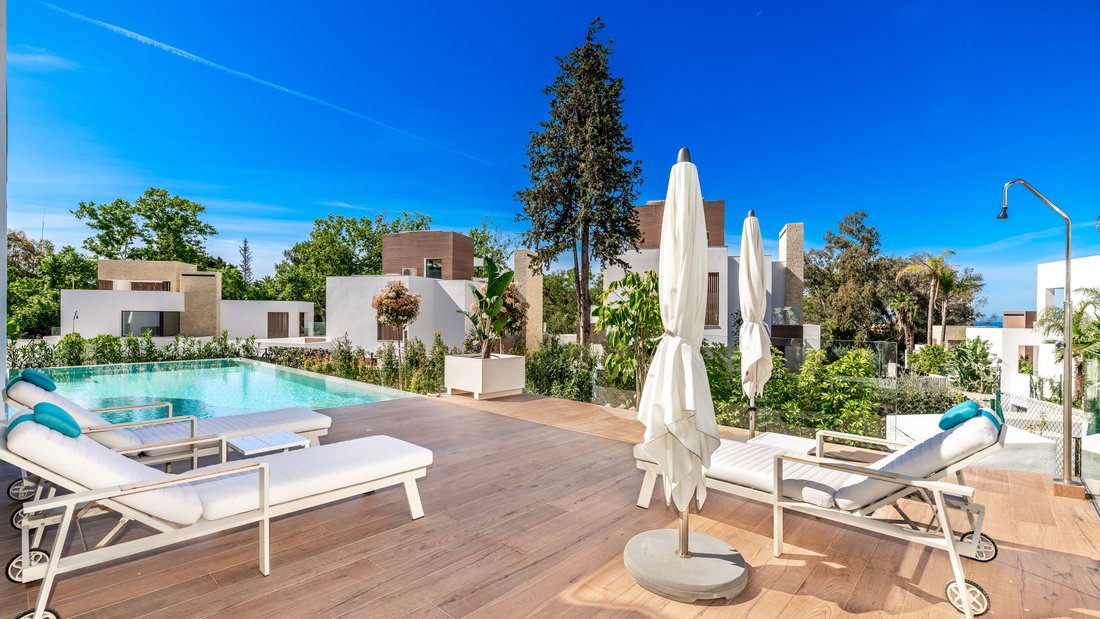 Villa in Marbella, Andalusia, Spain 2 - 14340280