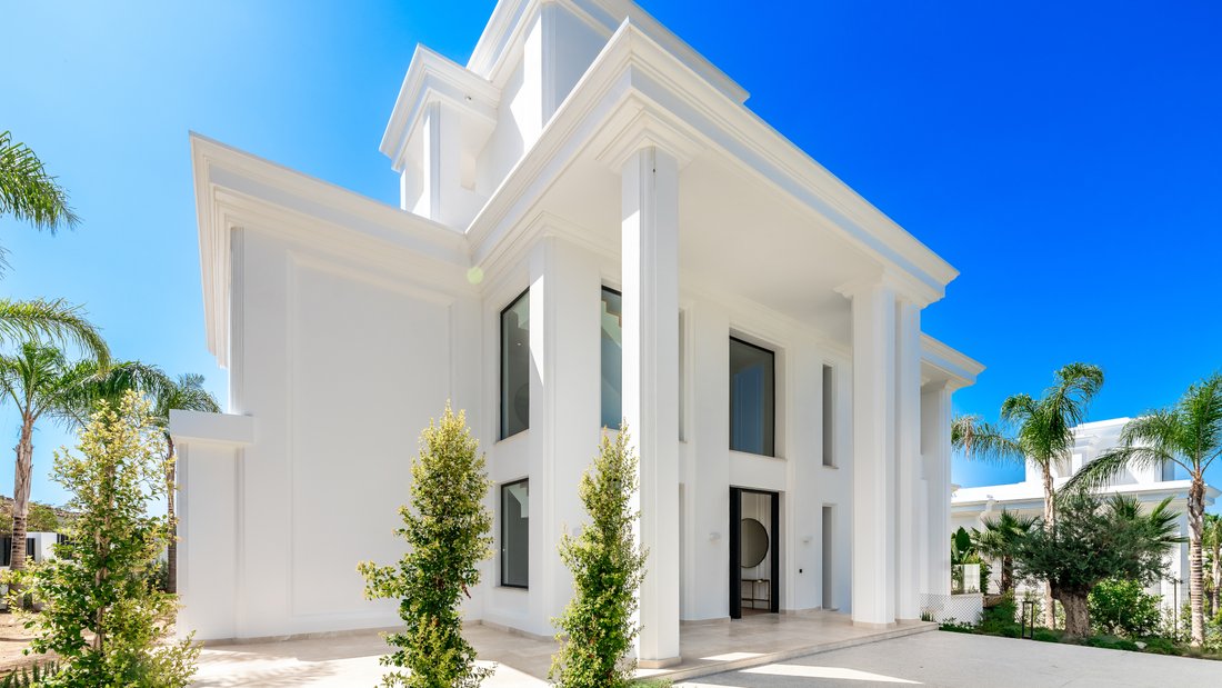 Villa in Marbella, Andalusia, Spain 2 - 11155507