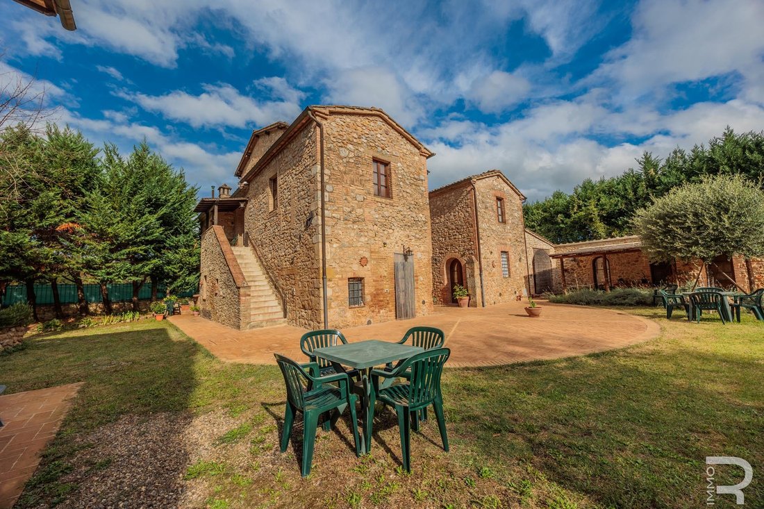 Farm Ranch in Sovicille, Tuscany, Italy 5 - 14713962