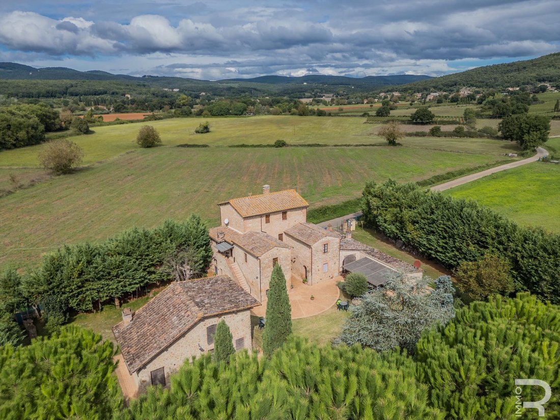 Farm Ranch in Sovicille, Tuscany, Italy 3 - 14713962