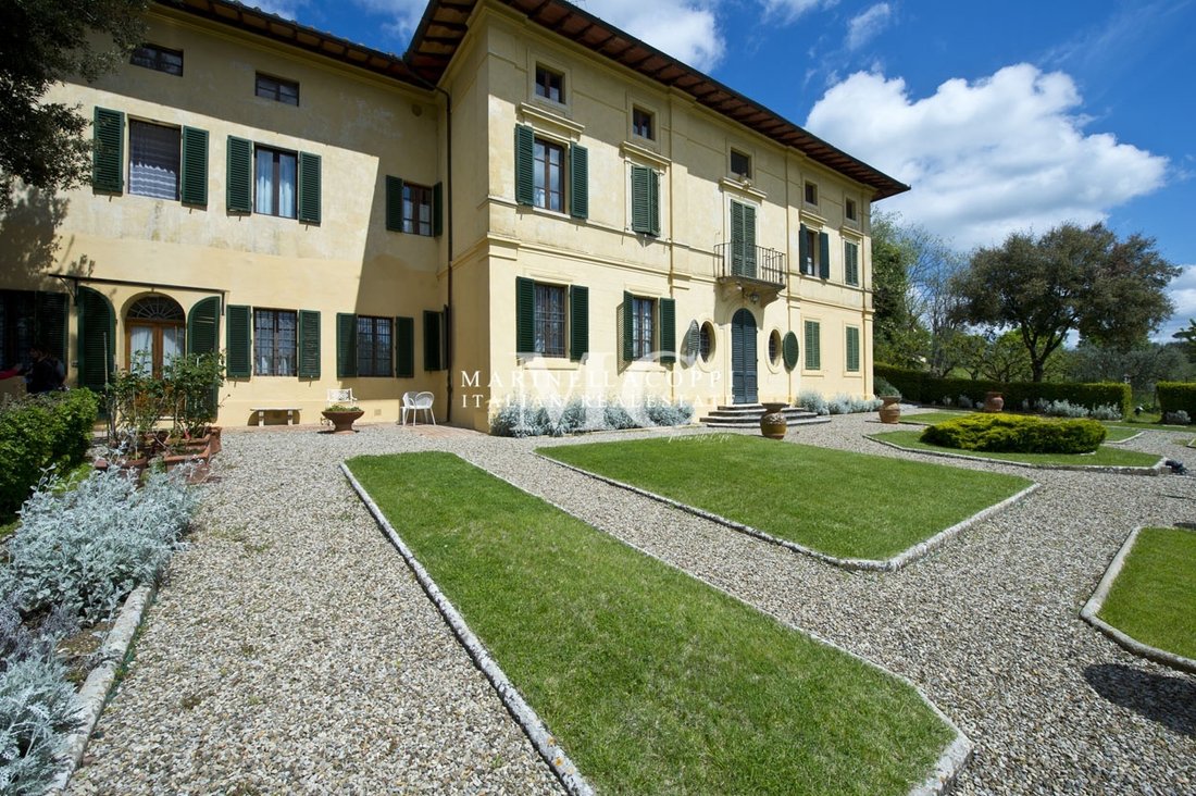 Villa in Siena, Tuscany, Italy 3 - 14374606