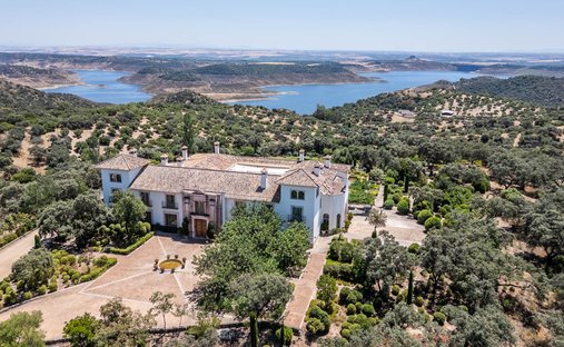 Finca in Almodóvar del Río, Andalusia, Spain 1