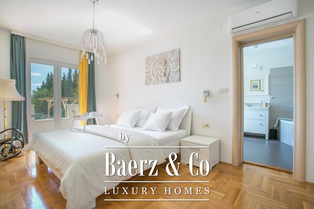 Townhouse in Kastel Stafilic, Split-Dalmatia County, Croatia 5 - 14716319