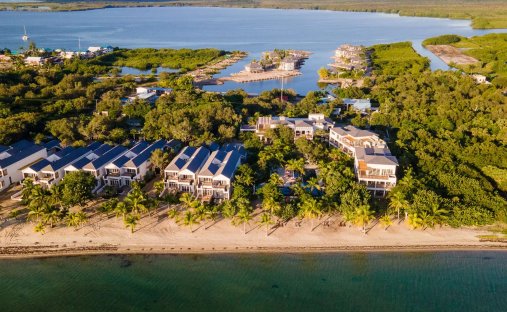 House in Placencia, Stann Creek District, Belize 1