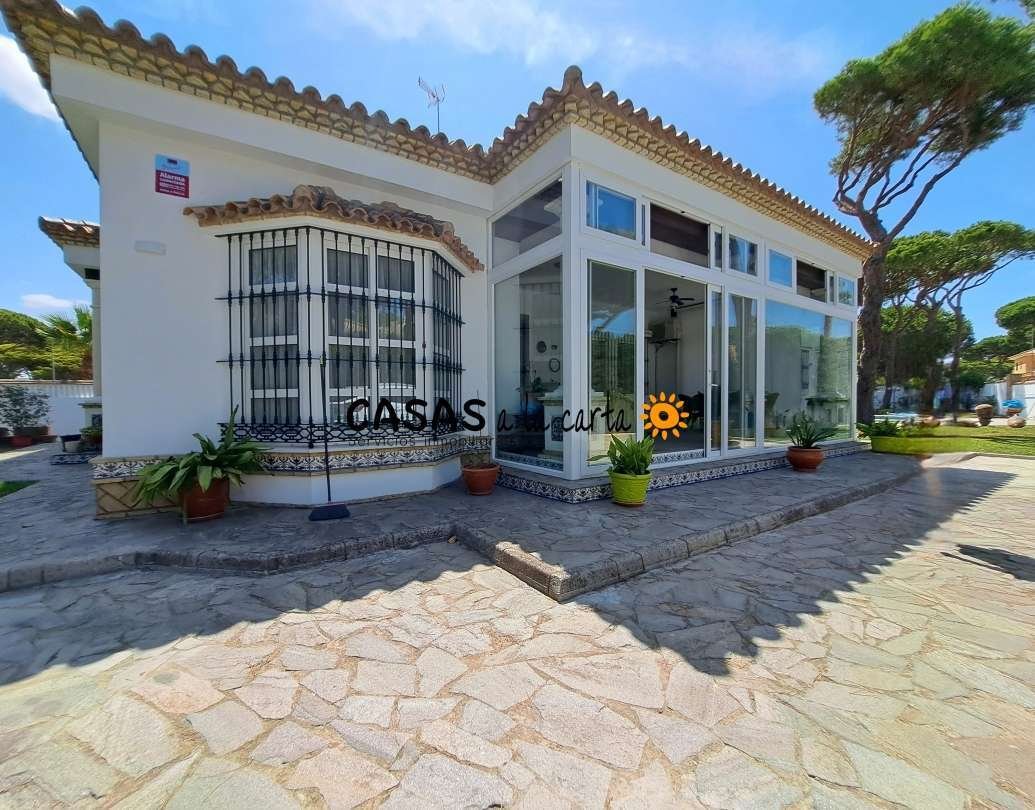 Chalet in Chiclana de la Frontera, Andalusia, Spain 5 - 14715055