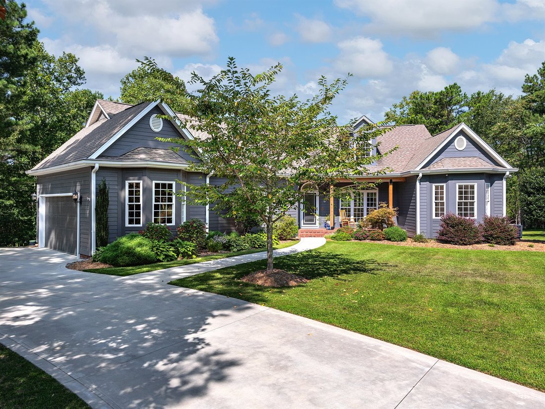 Completely Upgraded Home On Over In Brices Creek, North Carolina