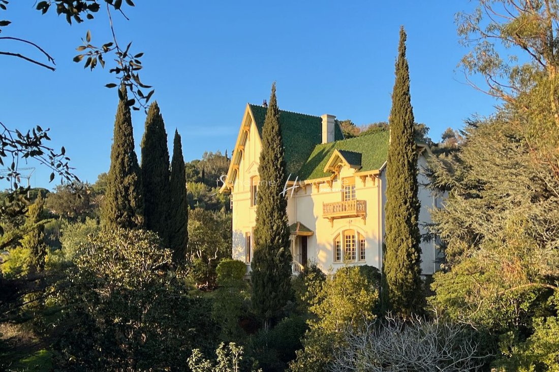 Villa in La Croix-Valmer, Provence-Alpes-Côte d'Azur, France 2 - 14715024