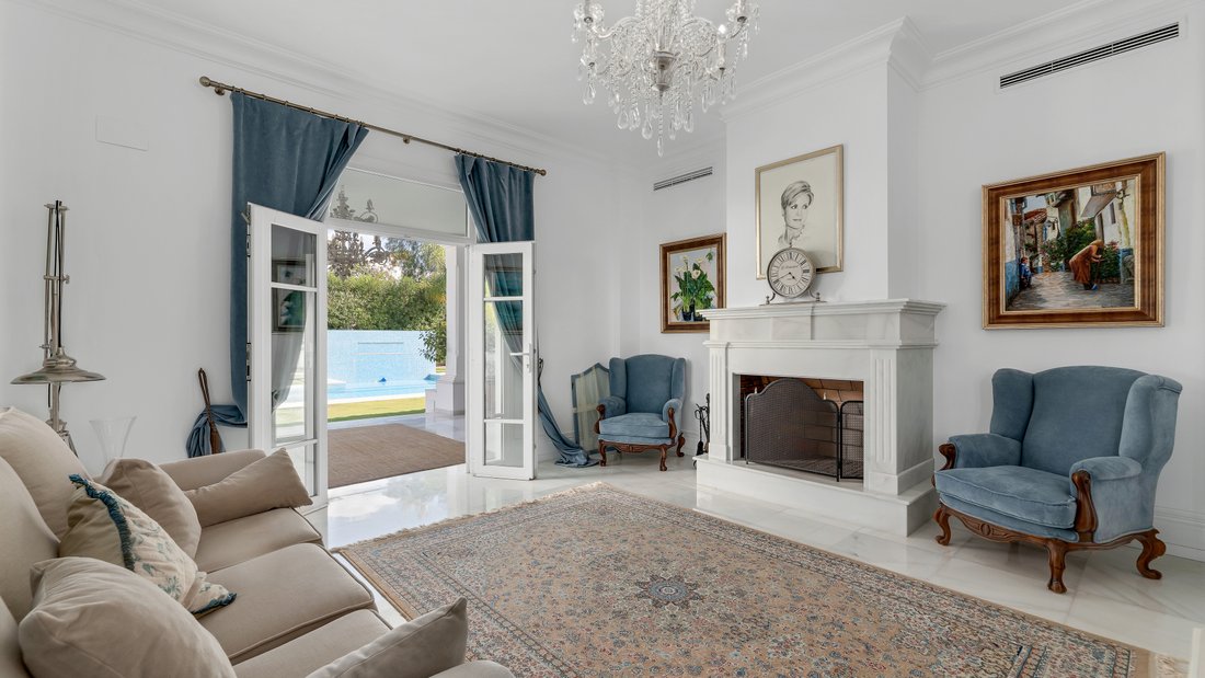 Villa in Marbella, Andalusia, Spain 2 - 13298717