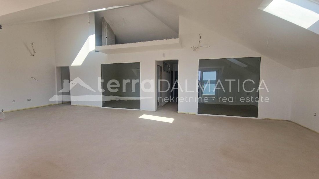 Apartment in Gradska cetvrt Varos, Sibenik, Sibenik-Knin County 4 - 14719041