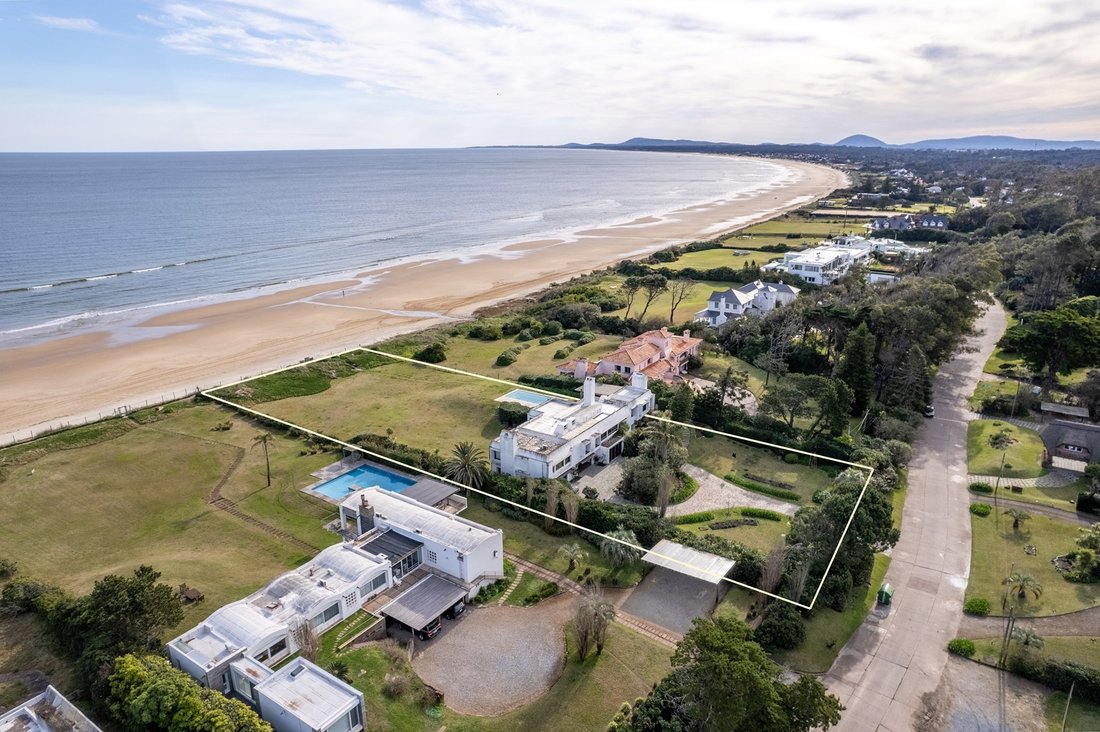 Chalet in Punta Ballena, Maldonado Department, Uruguay 4 - 14719564