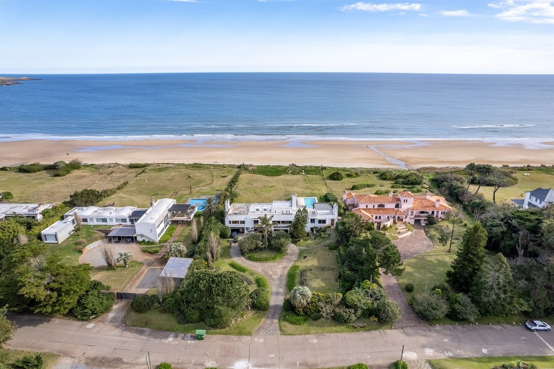 Chalet in Punta Ballena, Maldonado Department, Uruguay 2 - 14719564