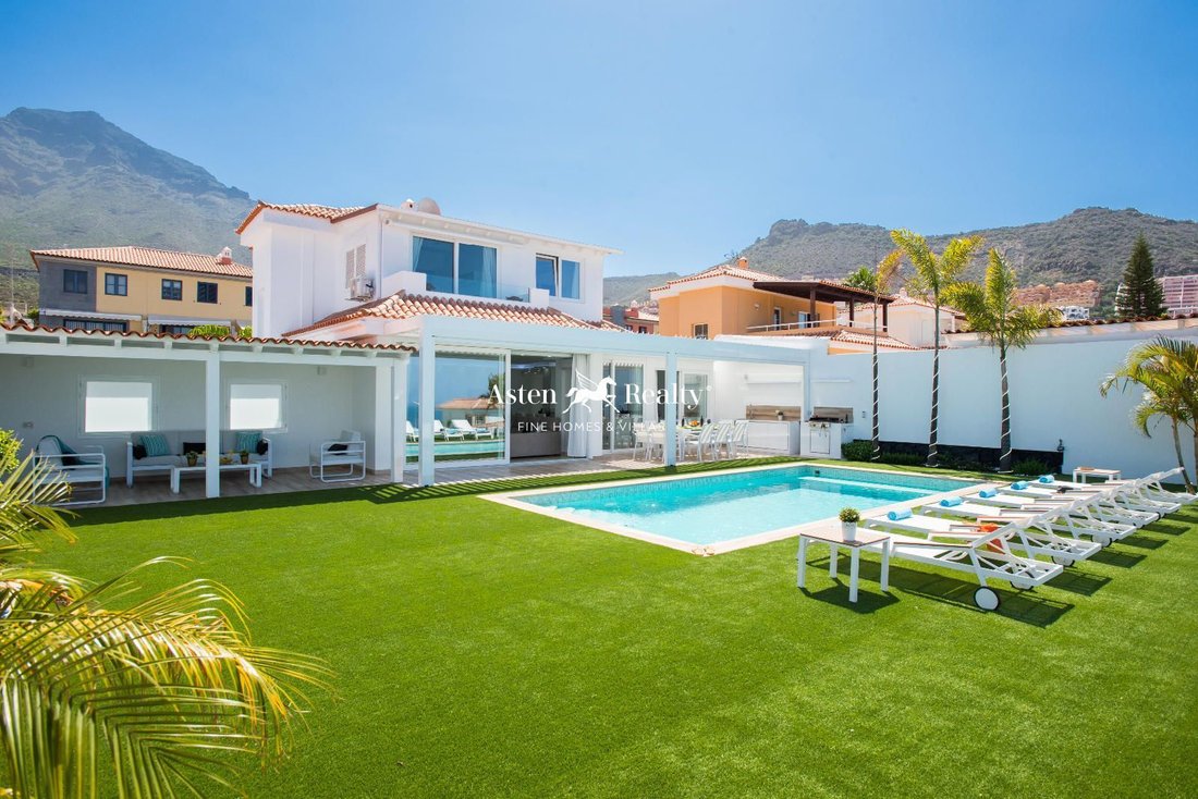 Villa in Costa Adeje, Adeje, Canary Islands 3 - 14722548