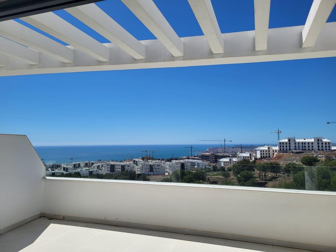 Penthouse in Fuengirola, Andalusia, Spain 2 - 14723476