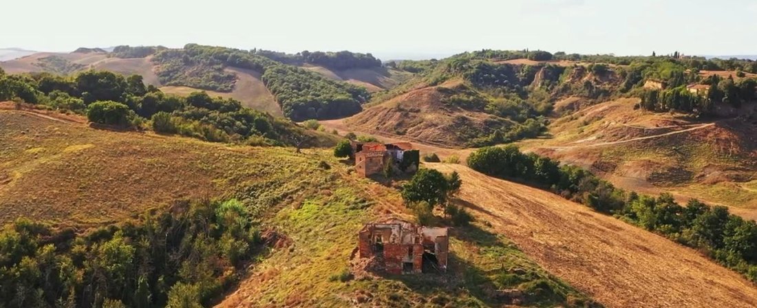 Asciano, Tuscany, Italy 2 - 14722020