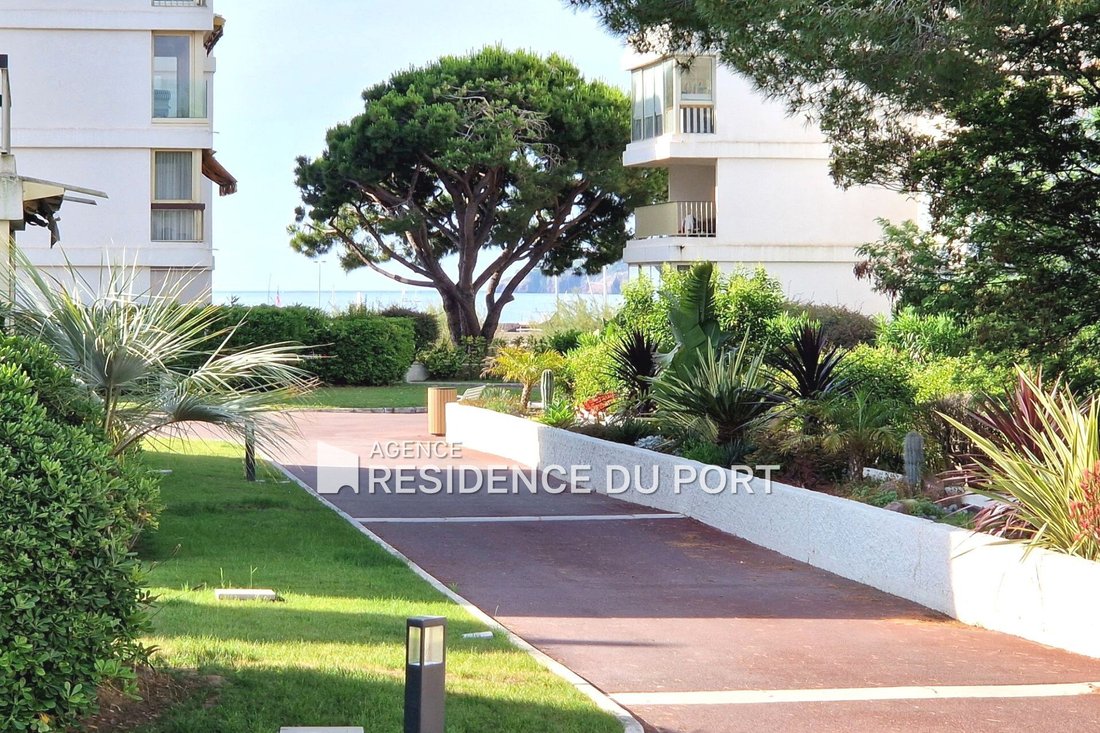 Apartment in Cannes Marina-La Roubine, Mandelieu-la-Napoule, France 2 - 14719859