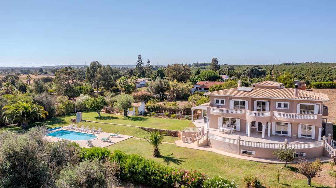 Villa in Praia da Luz, Algarve, Portugal 2 - 14694683