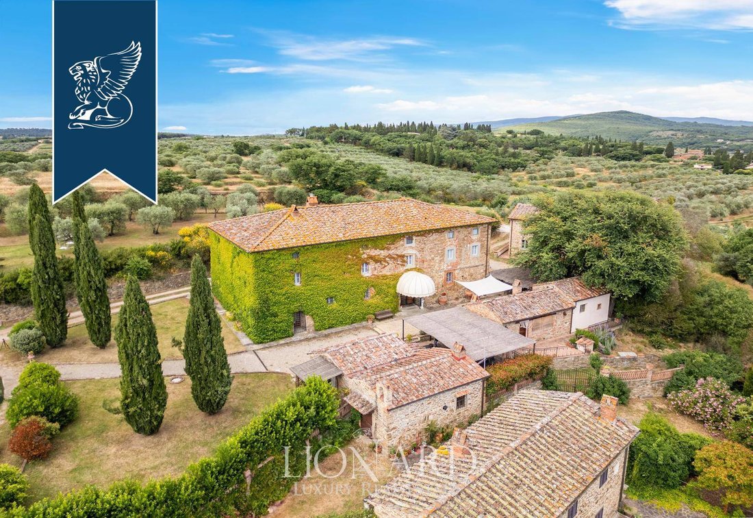 Villa in Giovi-Puglia-Catona, Arezzo, Tuscany 1 - 14722694