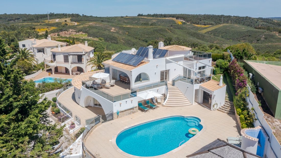 Villa in Budens, Algarve, Portugal 1 - 14530732
