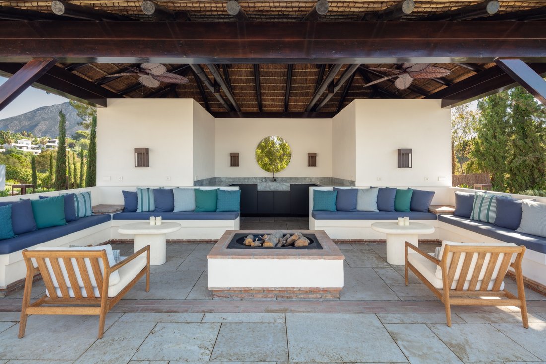 Estate in Marbella, Andalusia, Spain 3 - 14113434