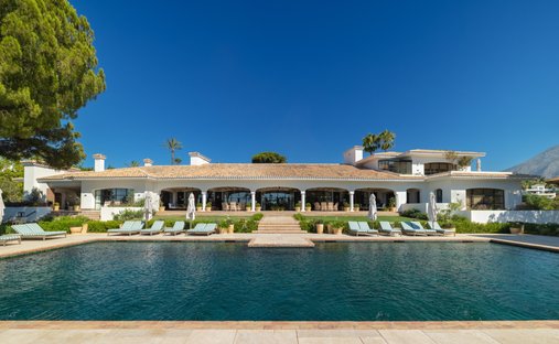 Estate in Marbella, Andalusia, Spain 1