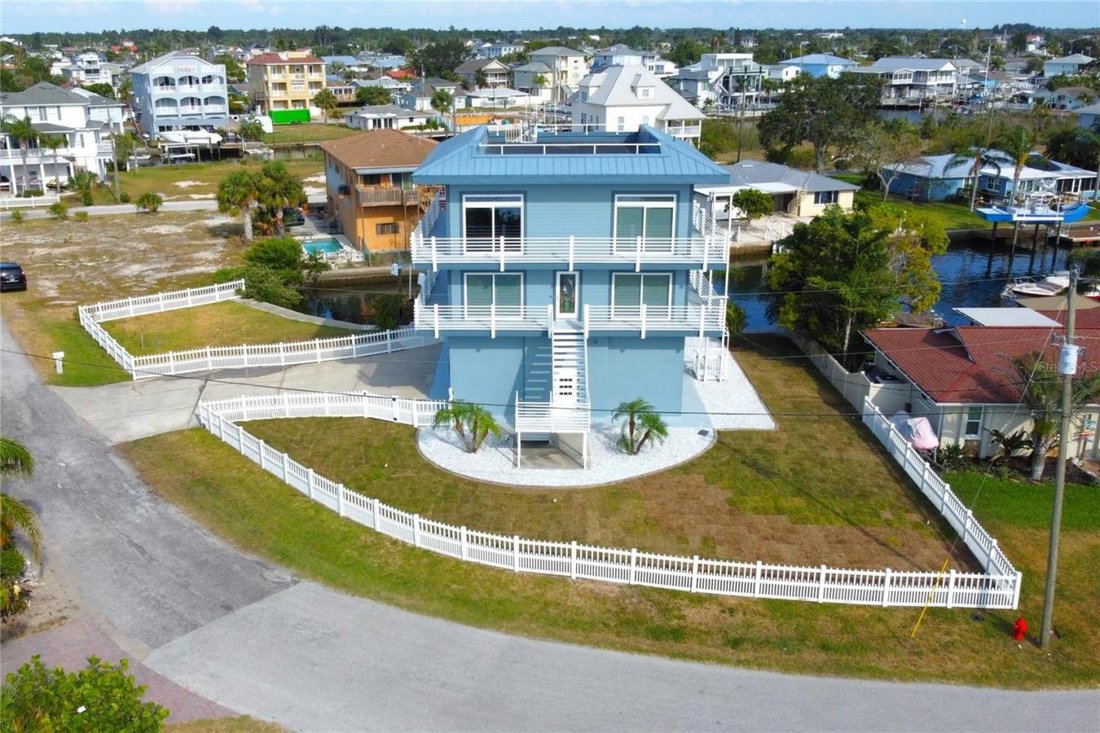 House in Hudson, Florida, United States 1 - 14730685