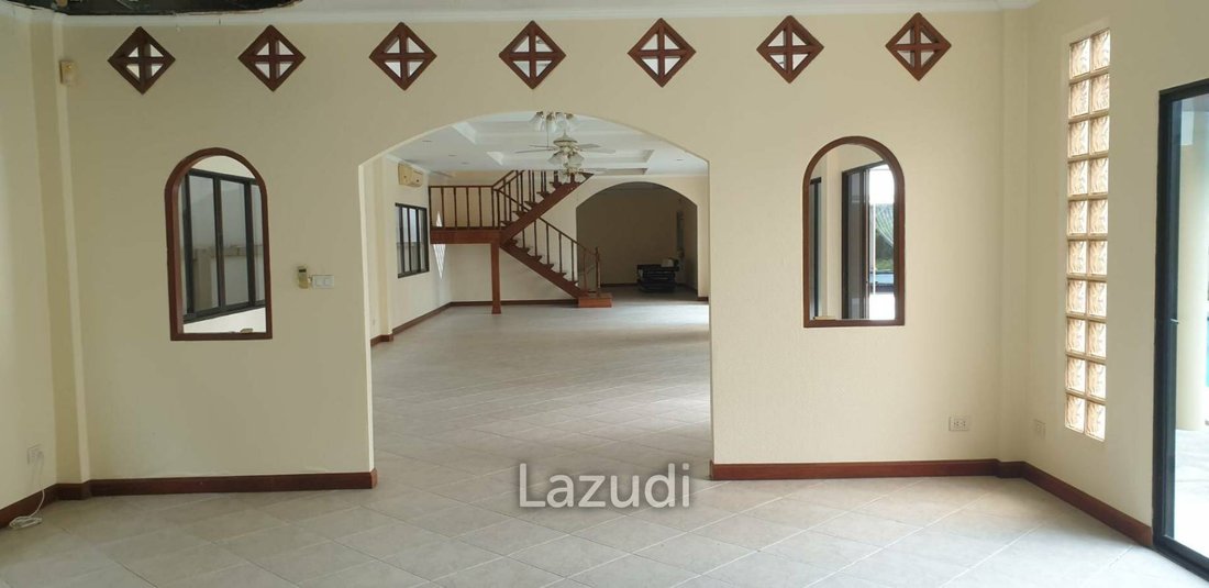Villa en Pattaya, Provincia de Chon Buri, Tailandia 2 - 14727549