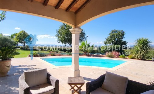 House in Uzès, Occitania, France 1
