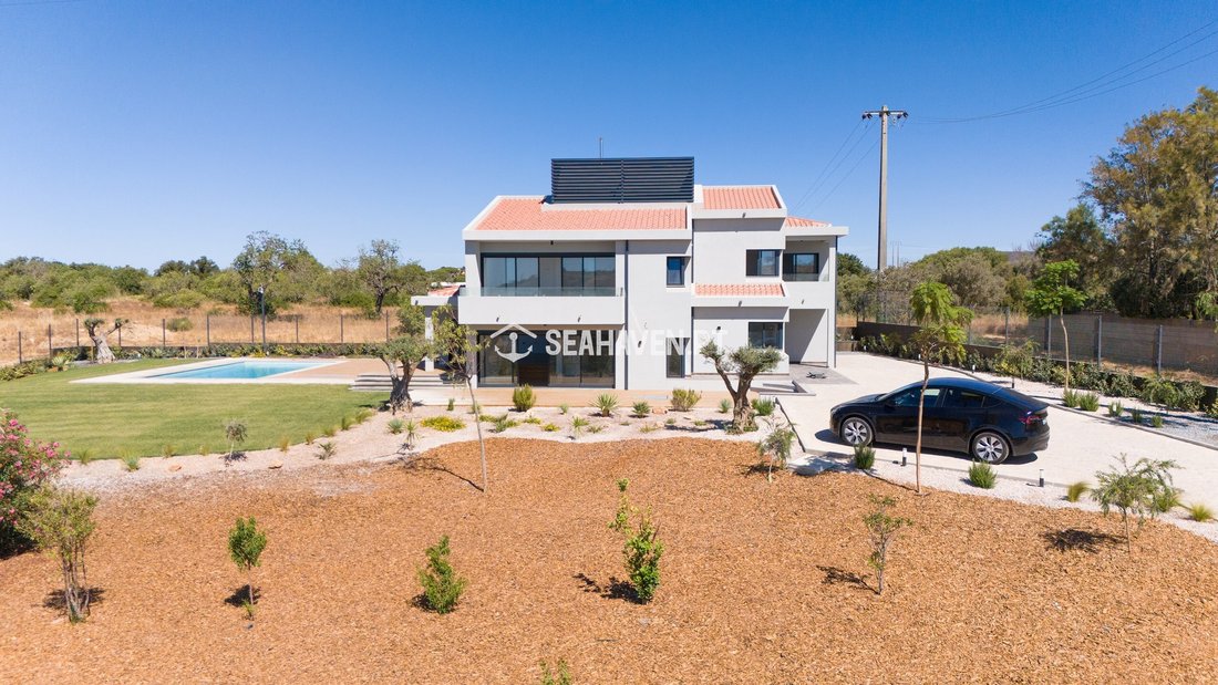 Villa in Quarteira, Algarve, Portugal 3 - 14724485