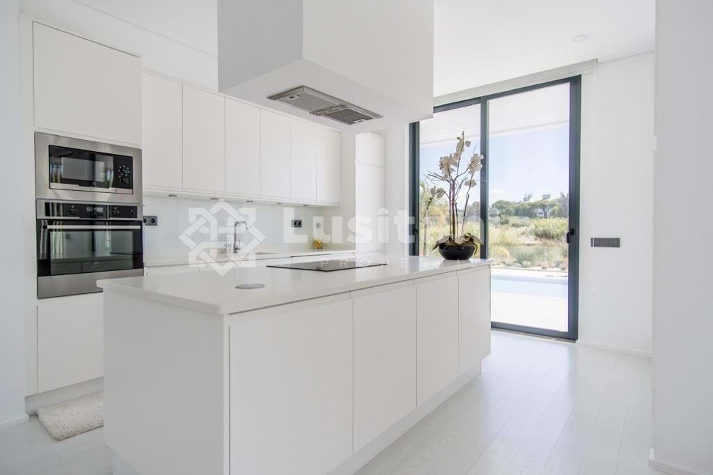 Villa in Vilamoura, Quarteira, Algarve 5 - 14730383