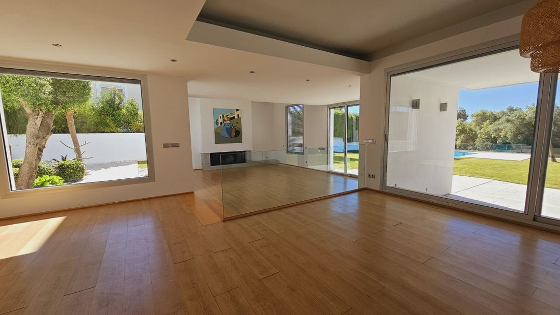 Villa in Sotogrande, San Roque, Andalusia 3 - 14725142