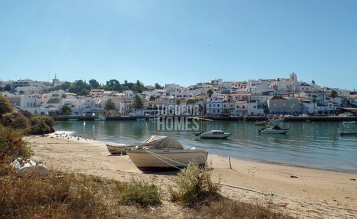 Land in Ferragudo, Algarve, Portugal 1