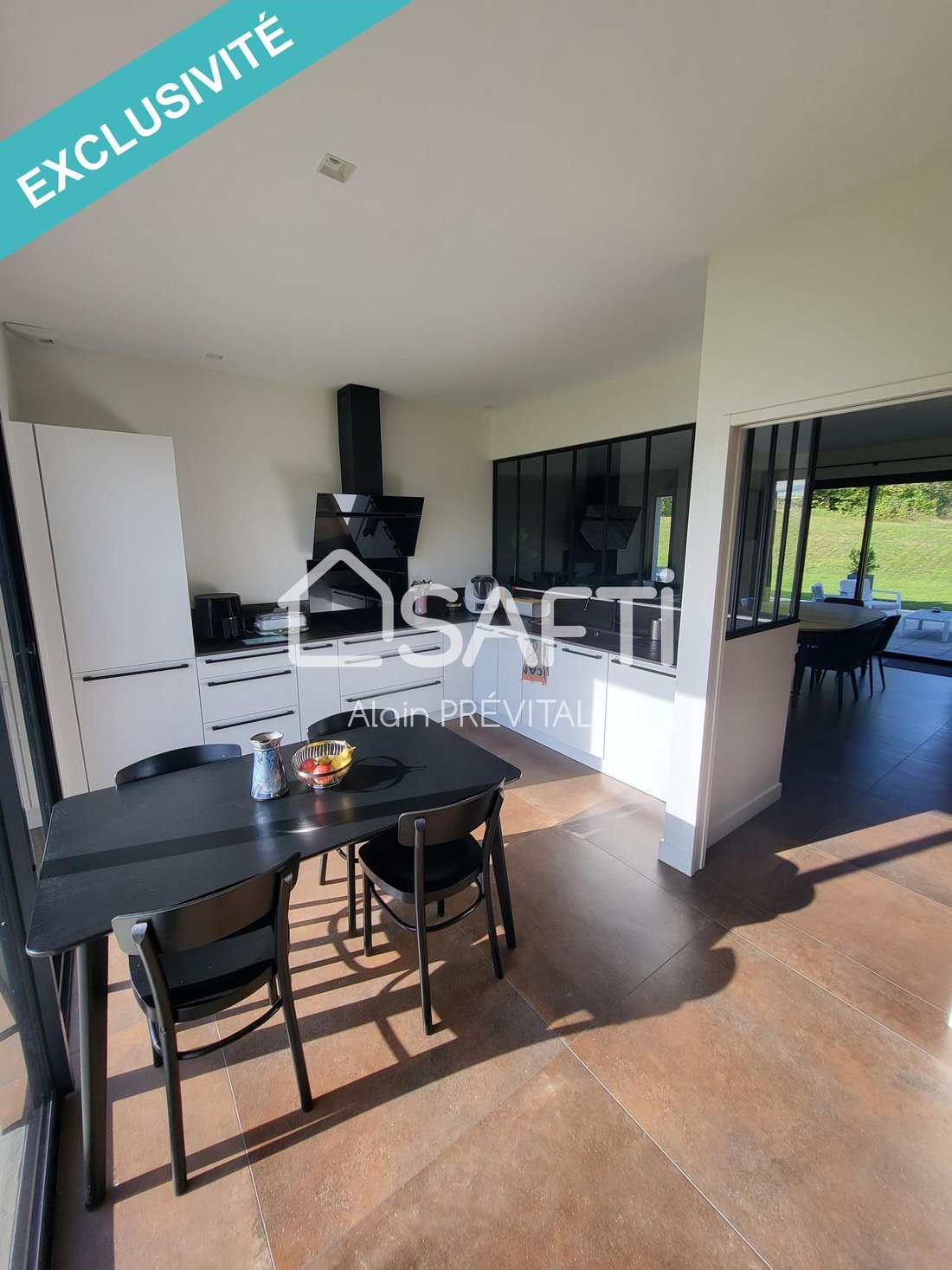 Exceptionnellement Rare, Très Belle In Valserhône, Auvergne Rhône Alpes