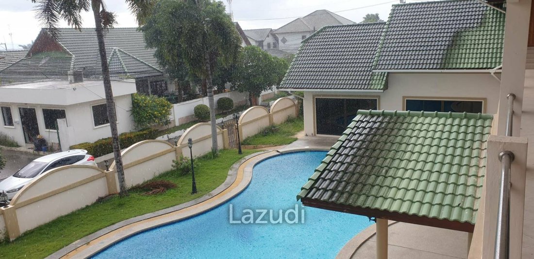 Villa en Pattaya, Provincia de Chon Buri, Tailandia 1 - 14727549
