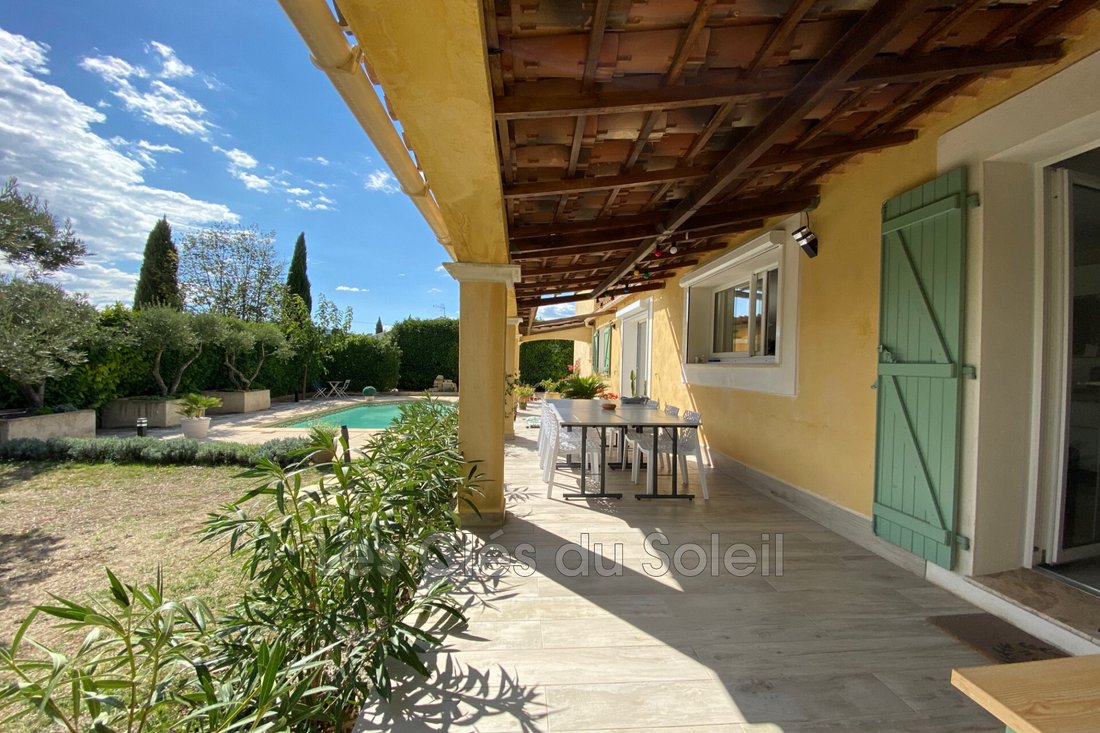 Villa in Besse-sur-Issole, Provence-Alpes-Côte d'Azur, France 3 - 14728442