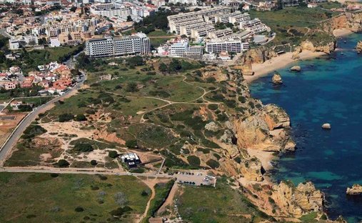 Land in Sao Goncalo de Lagos, Algarve, Portugal 1