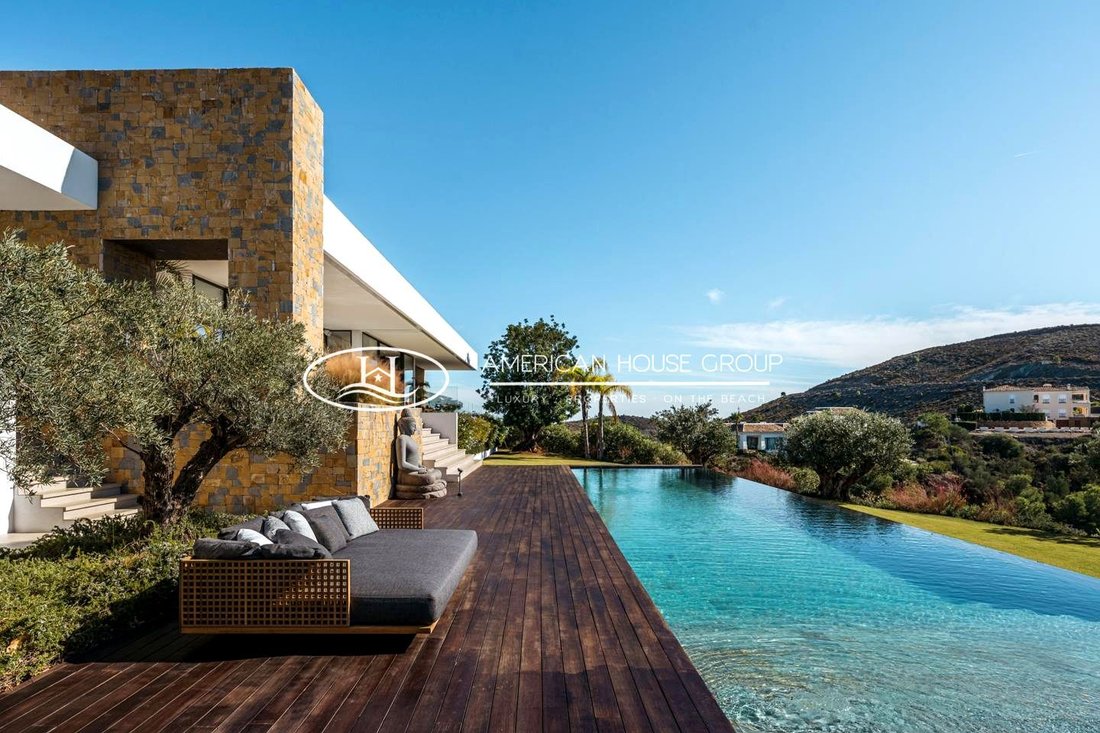 Villa in Benahavis, Andalusia, Spain 3 - 14737037