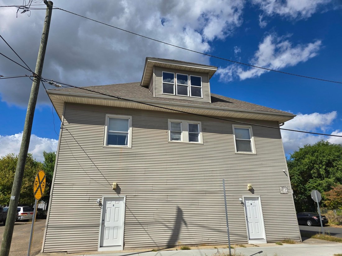House in Newark, Ohio, United States 1 - 14733383