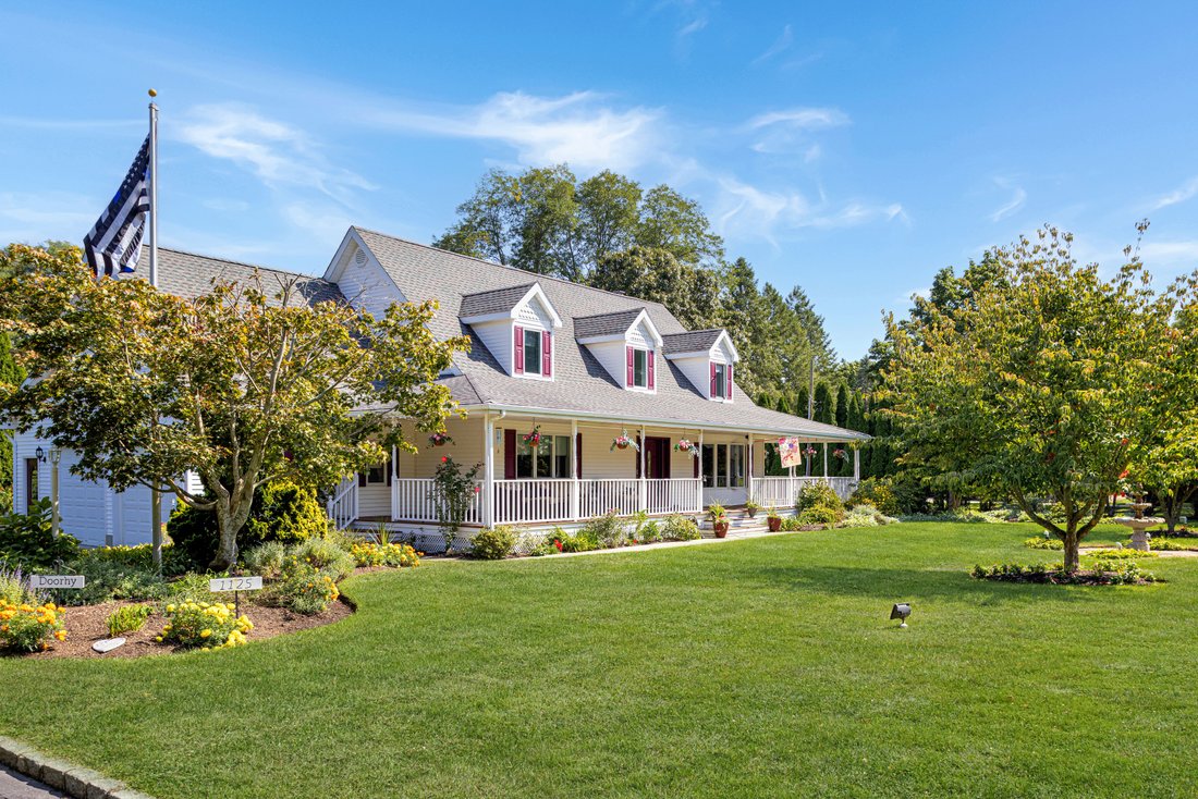 1125 Ole Jule Lane,Mattituck, Ny, 11952 In Peconic, New York, United