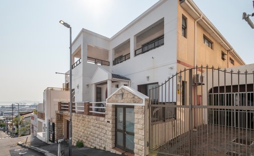 Country House in Walmer Estate, City Bowl, Cape Town 1