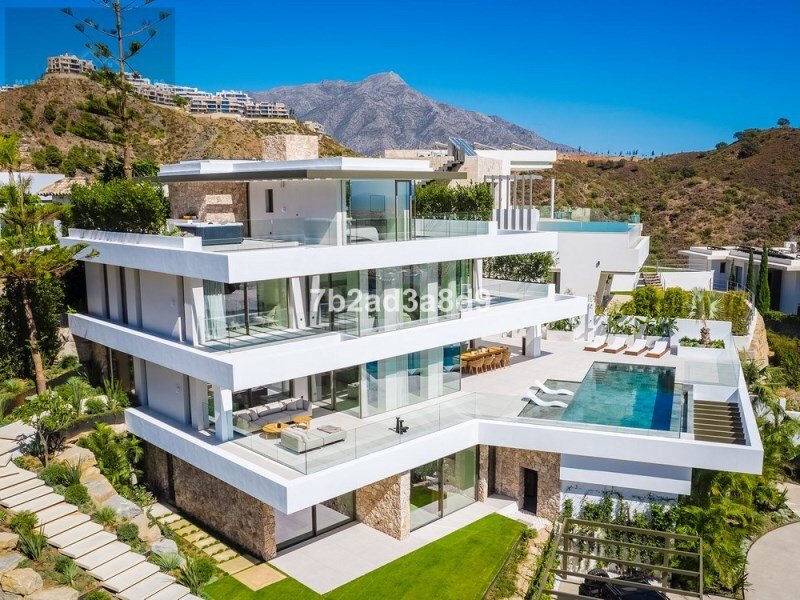 Detached House 6 Bedrooms Sale Marbella In Marbella, Andalusia, Spain