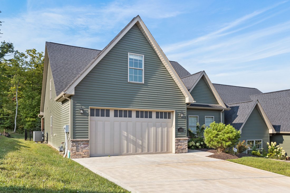 House in Coraopolis, Pennsylvania, United States 1 - 14731658