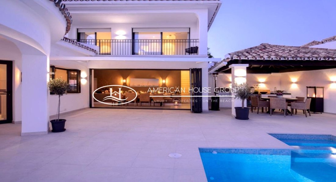 Villa in Benahavis, Andalusia, Spain 2 - 14737046