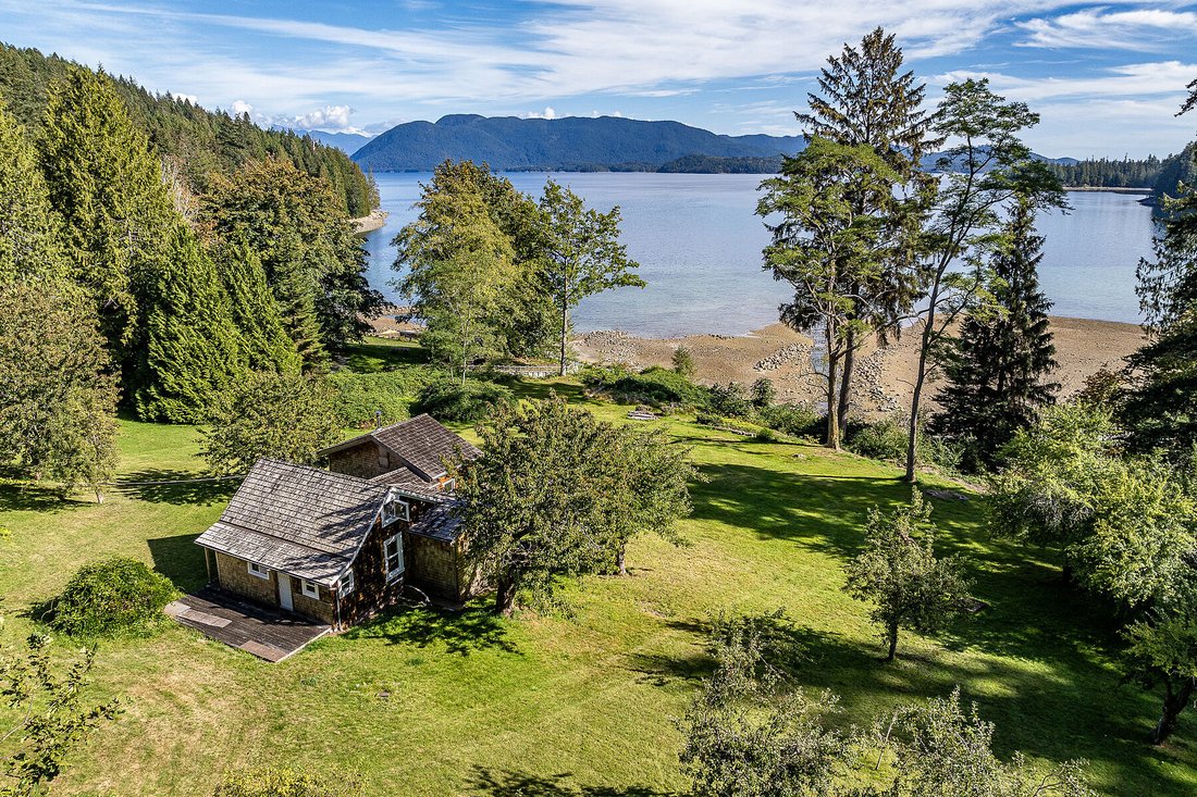 37 Acre Oceanfront Estate In Powell River, British Columbia, Canada For ...