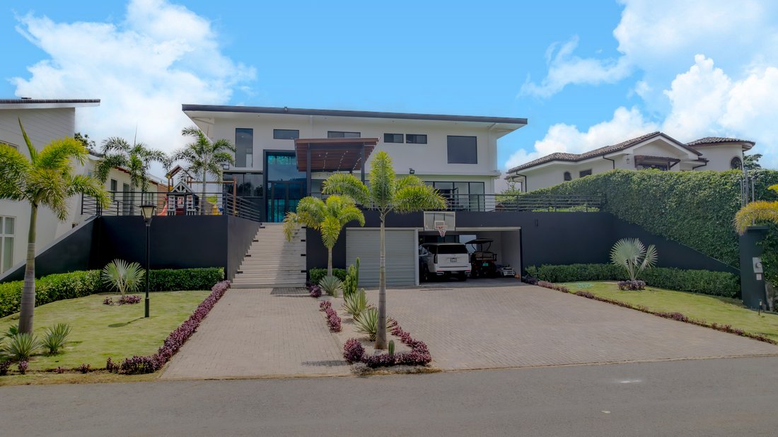 House in Vueltas, Alajuela Province, Costa Rica 3 - 14732257