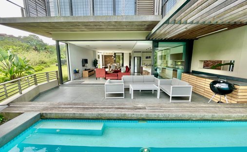 Townhouse in Dolphin Coast, KwaZulu-Natal, South Africa 1